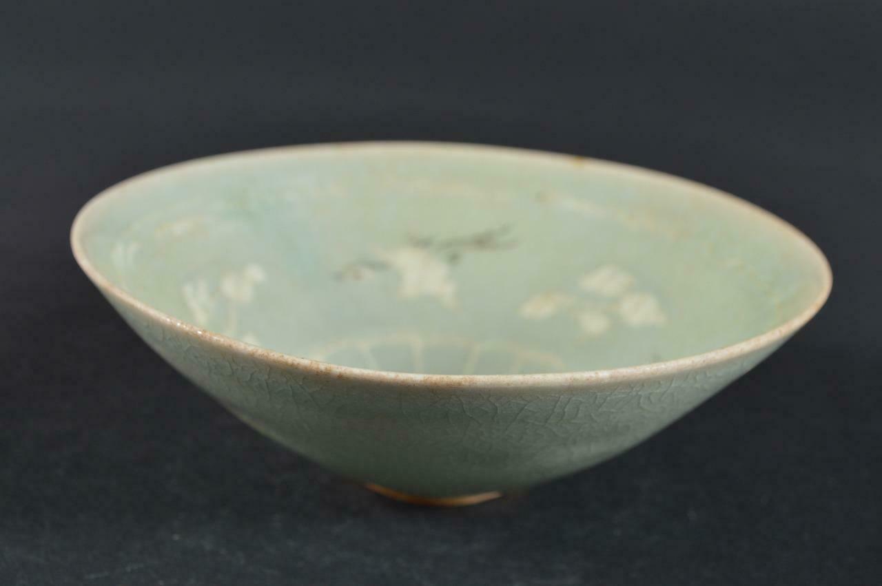 #2041: Korean Goryeo Celadon Cloud Crane Inlaymuffle Painting Tea Bowl